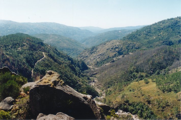 cabril2.jpg, 01-01-2000, 85 kB